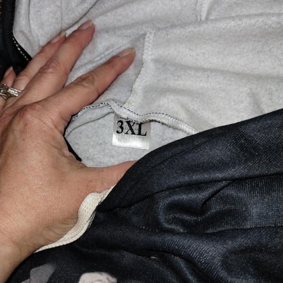 Raiders sweater with front pouch pocket - Picture 2 of 3